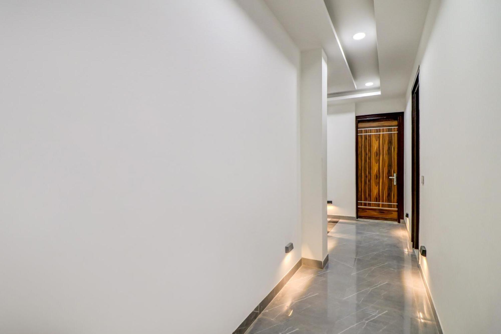 Oyo Flagship 80318 Hotel Sai Plaza Near Indira Gandhi International Airport Nowe Delhi Zewnętrze zdjęcie
